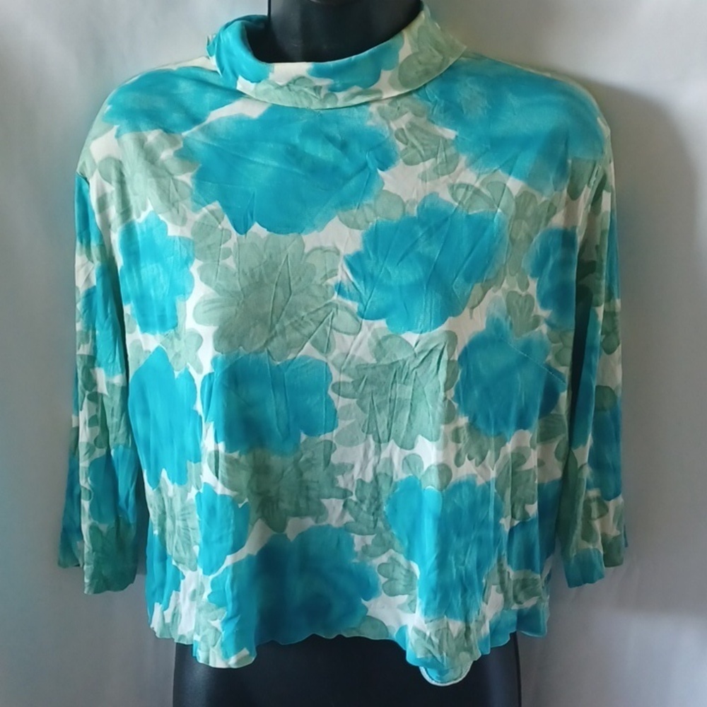 vintage floral print blouse, 1960s,  Ann Margaret,  aqua & green, back zip